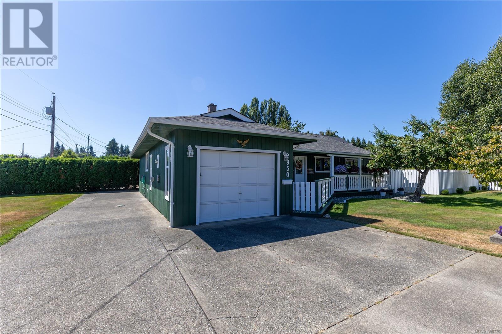 2950 Country Close, Campbell River, BC V9W 6X6