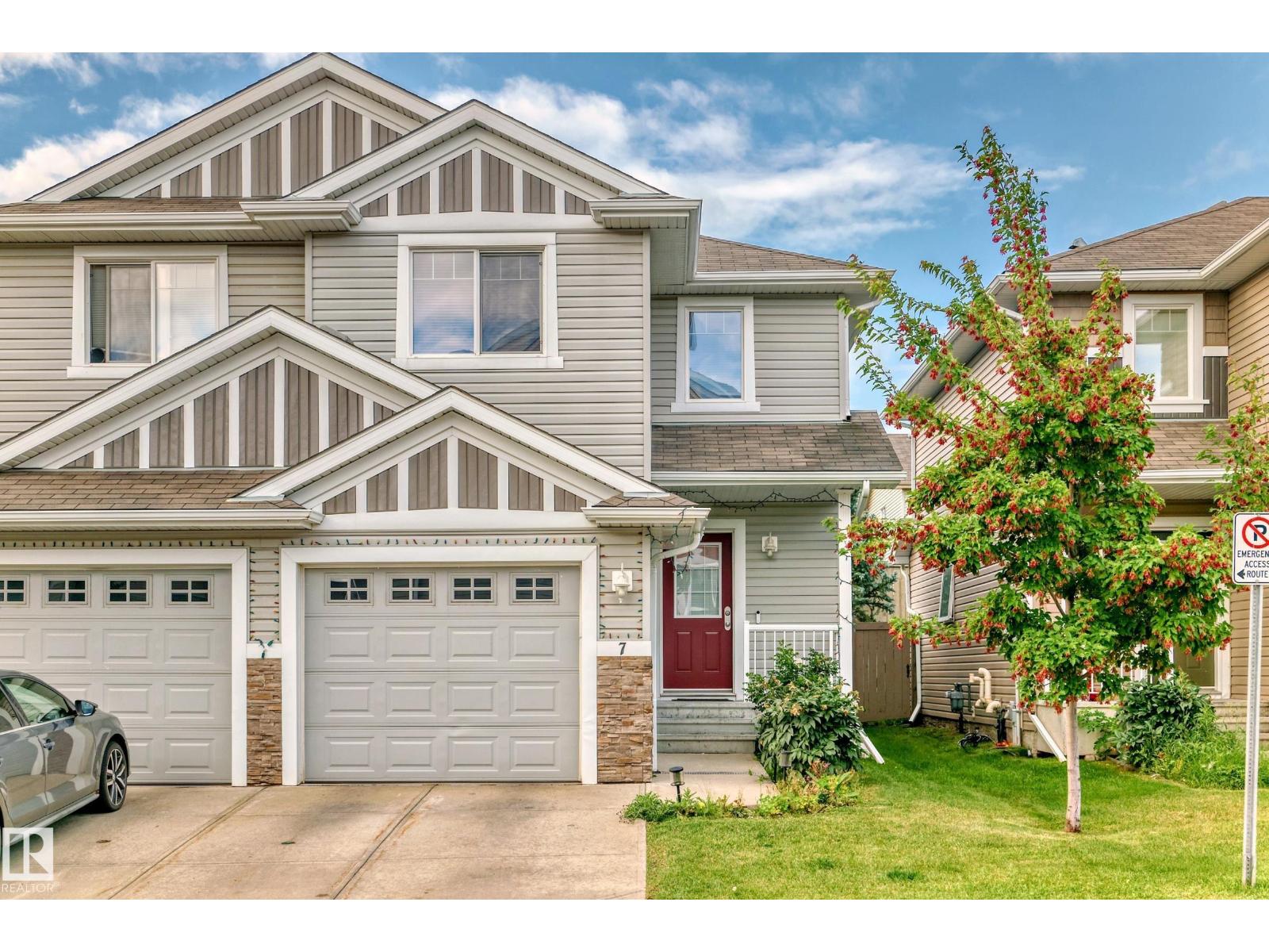655 Tamarack Road Northwest #7, Edmonton, AB T6T 0N4
