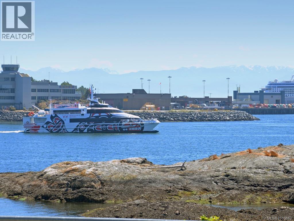 55 Songhees Rd Unit 209 Rd, Victoria, BC V9A 6T3