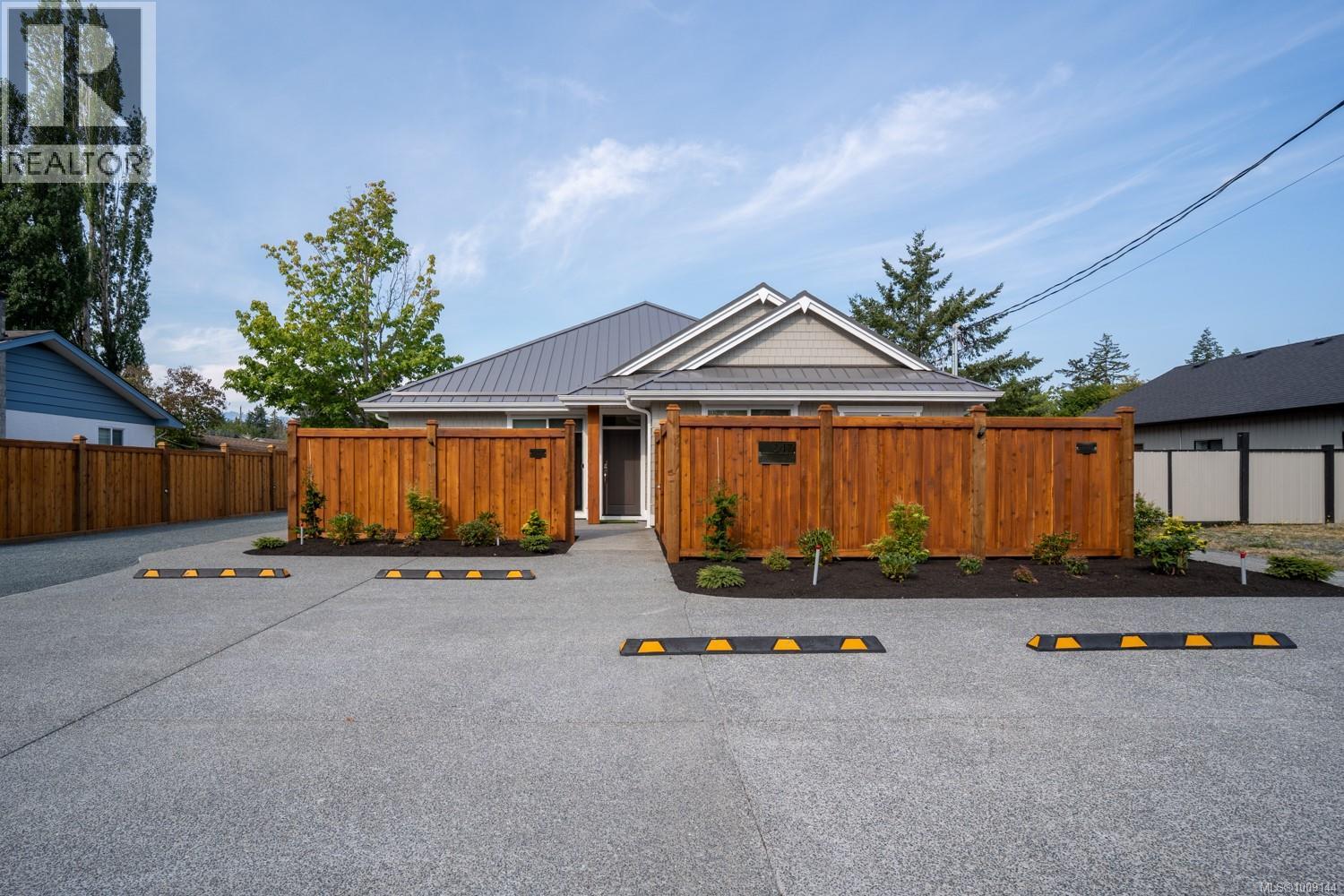 247 Finholm Street North, Parksville, BC V9P 1H3