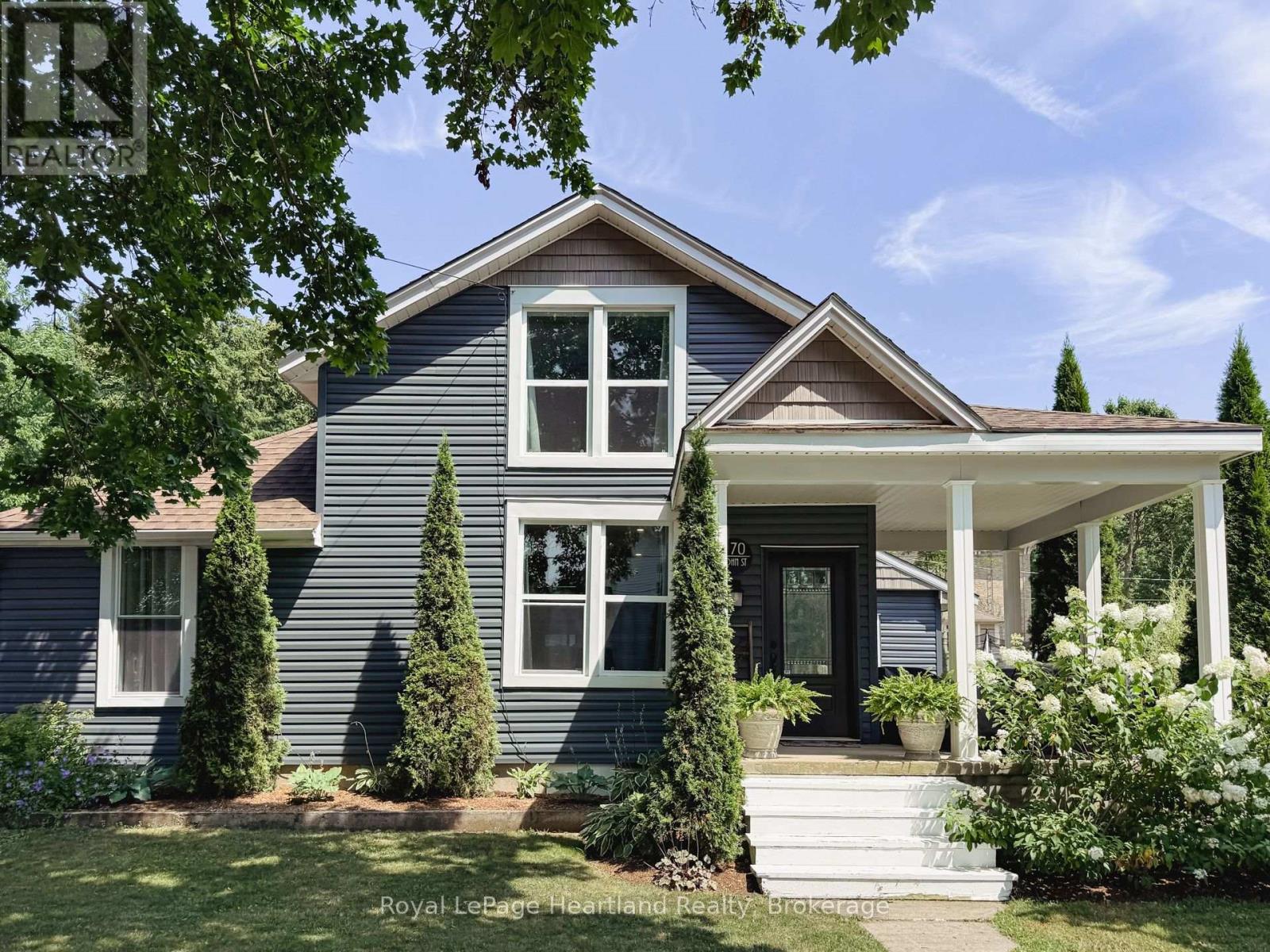 70 John St, Huron East, ON N0K 1W0