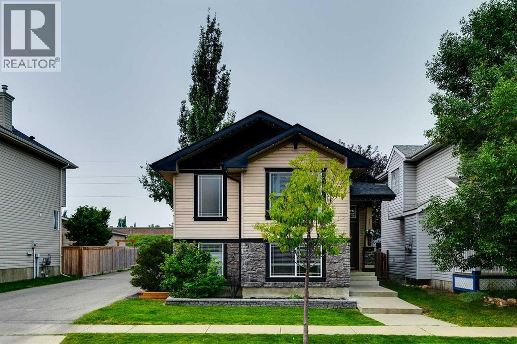 95 Prestwick Heath SE, Calgary, AB T2Z 4E4