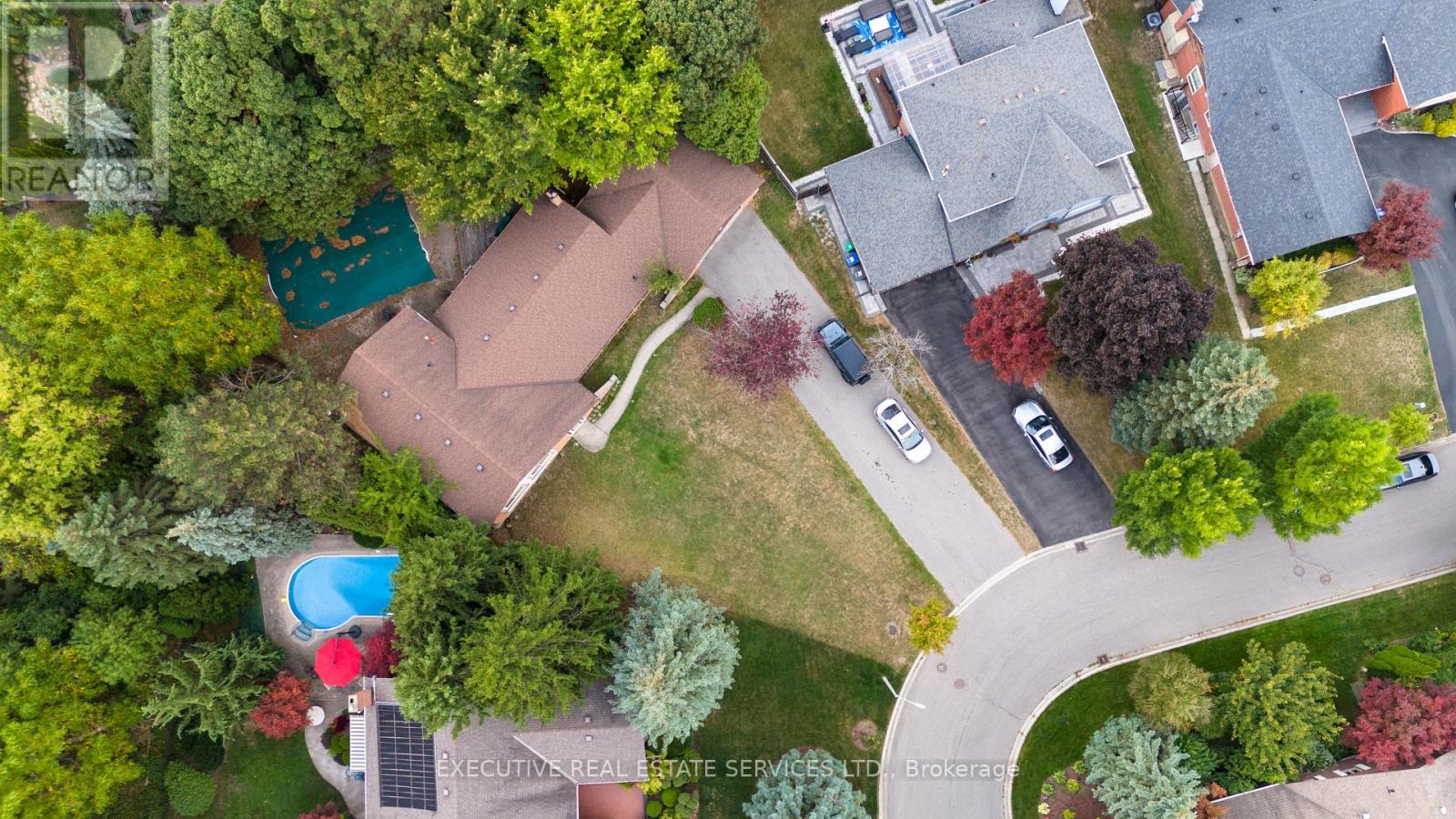 26 Wadsworth Cir, Brampton, ON L6Z 1W7