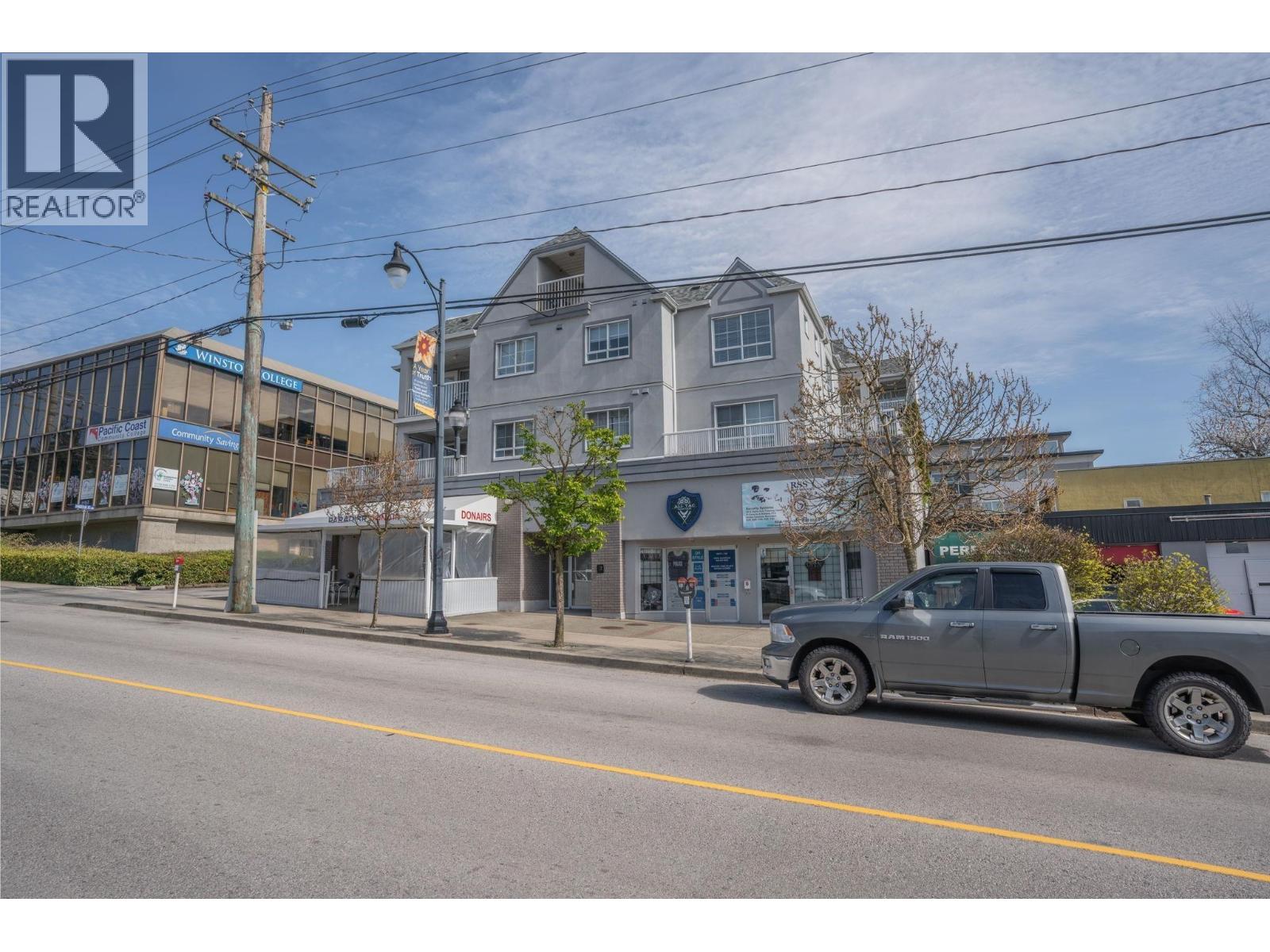 723 Twelfth Street Unit 205, New Westminster, BC V3M 4J8