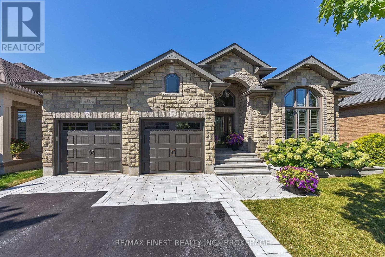 1231 Lisbon Pl, Kingston, ON K7P 0G5
