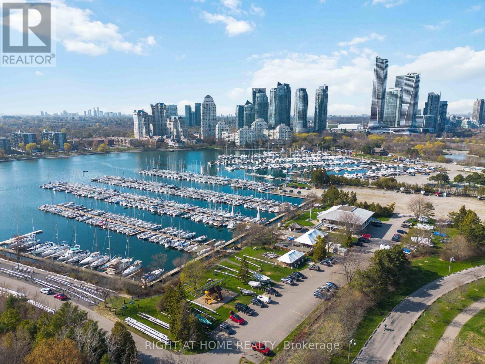 2205 90 Park Lawn Rd, Toronto, ON M8Y 0B6