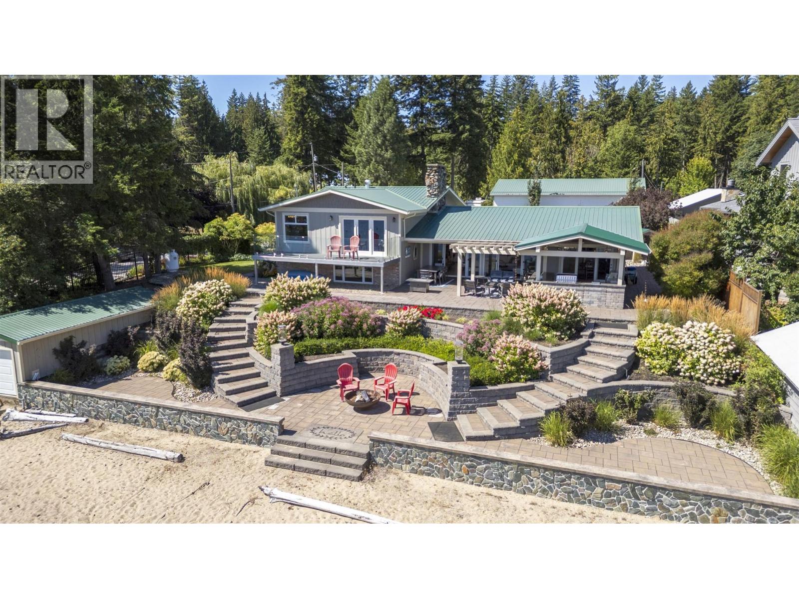 4243 Saratoga Rd, Scotch Creek, BC V0E 1M5