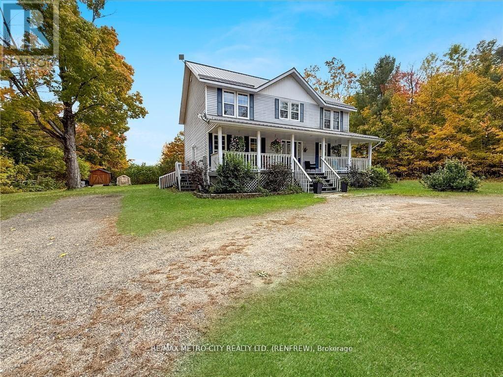 121 Pheasant Run, Greater Madawaska, ON K0J 1H0