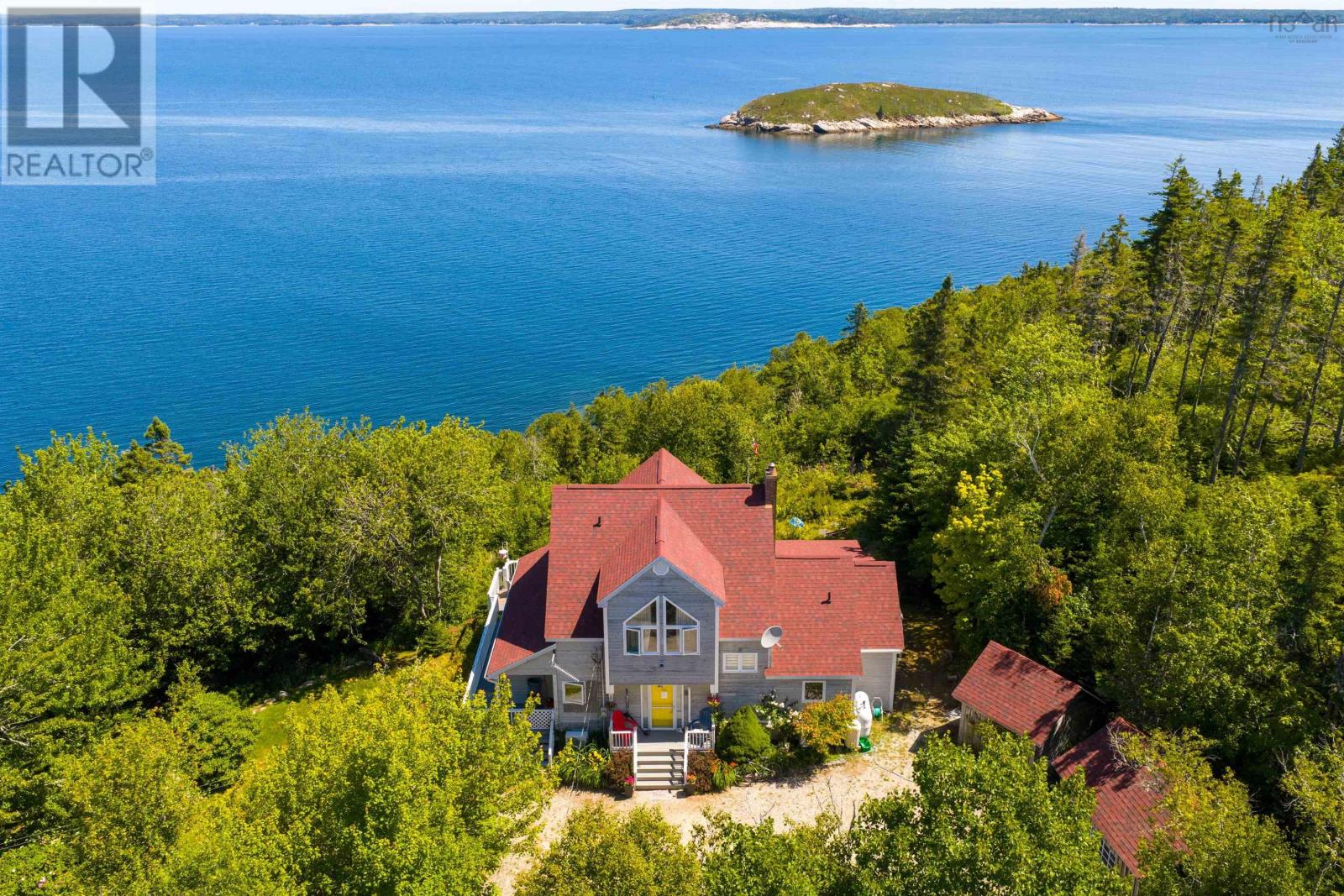 45 SW Cove Rd, Northwest Cove, NS B0J 1T0