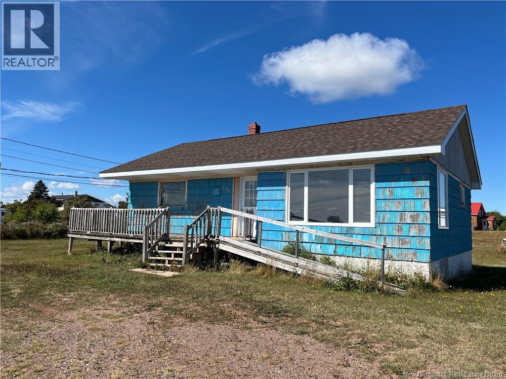 2379 Rte 305, Cap-bateau, NB E8T 3H7