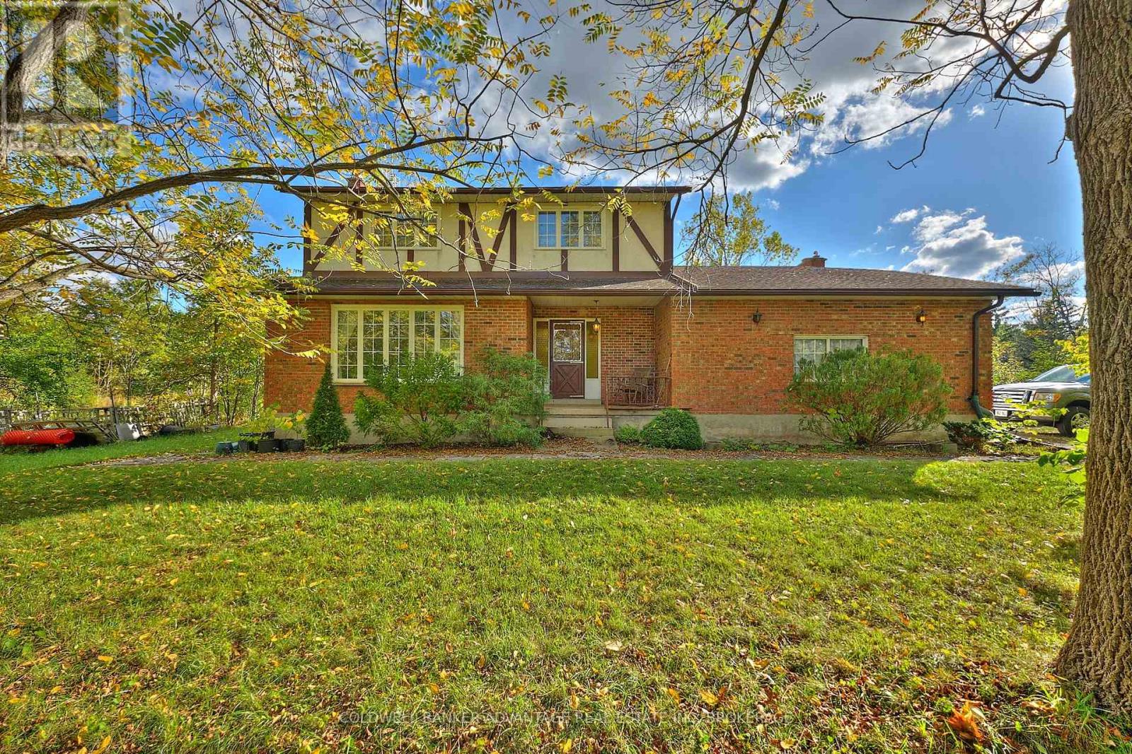 925 Carl Rd, Welland, ON L0S 1K0