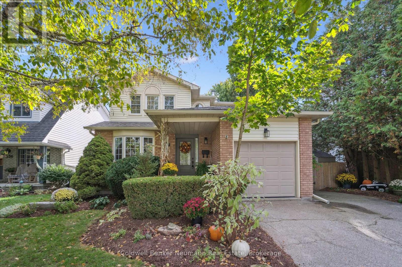 638 Holman Cres, Centre Wellington, ON N1M 3M1