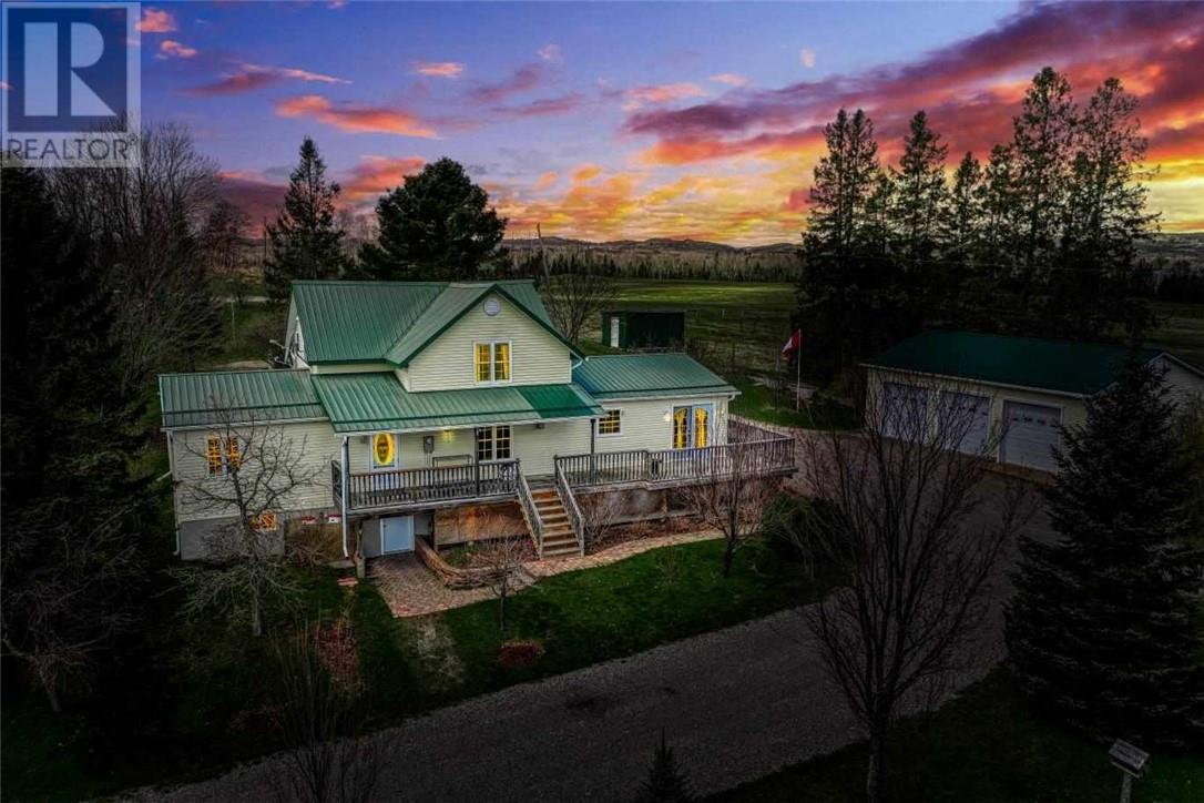 63 Country Ln, Chelmsford, ON P0M 1L0