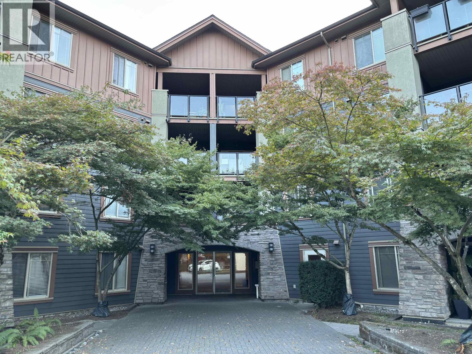 244 Sherbrooke Street Unit 2210, New Westminster, BC V3L 0A3