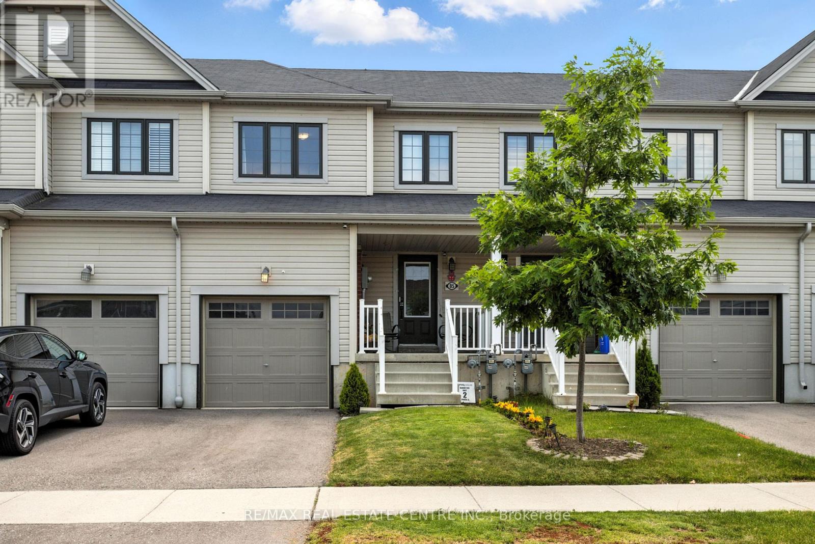 85 Thompson Rd, Haldimand, ON N3W 0B8