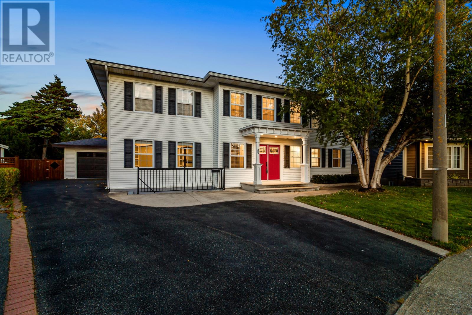 25 Mountbatten Dr, St. John's, NL A1A 3Y1