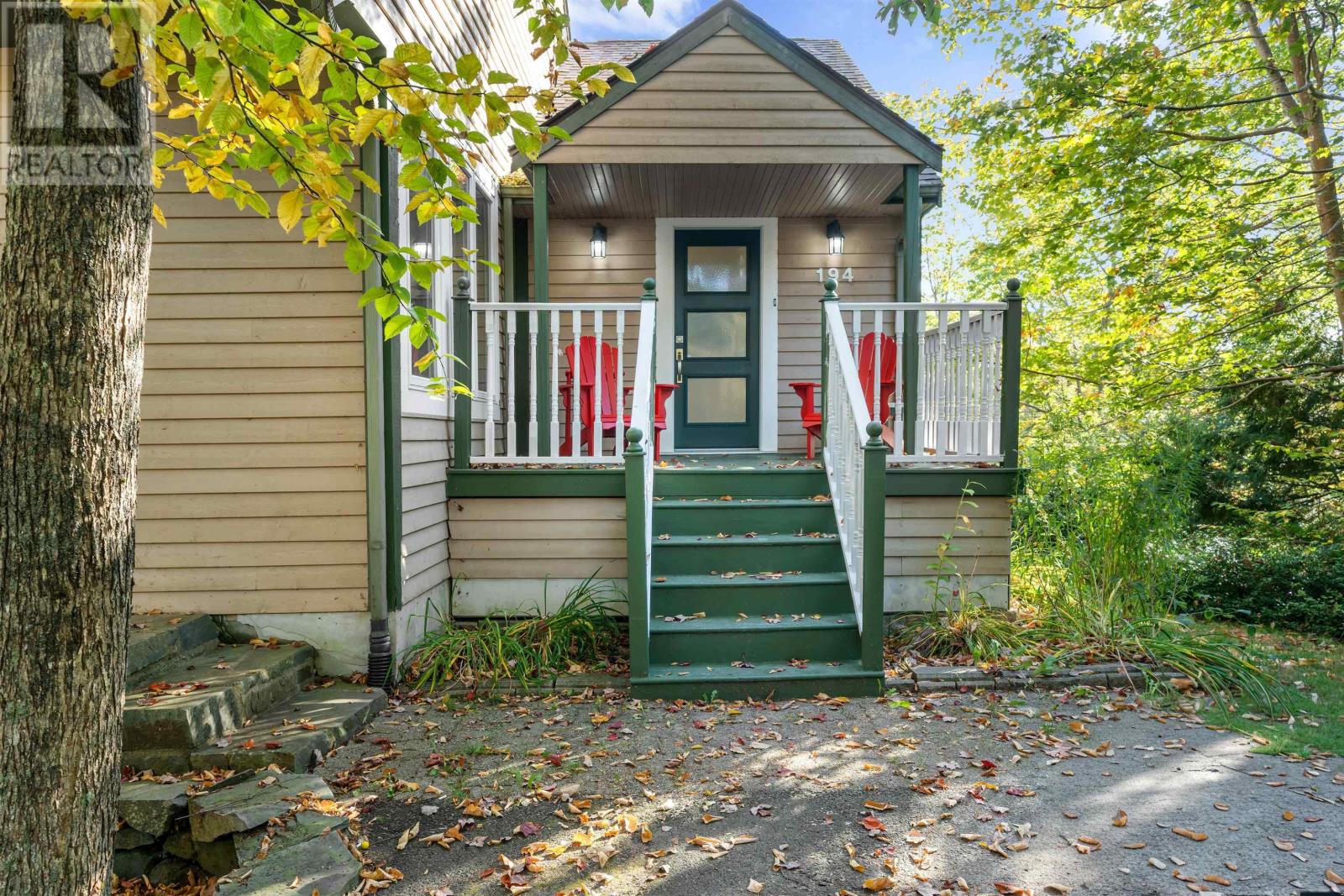 194 Ponderosa Dr, Lake Echo, NS B3E 1E1