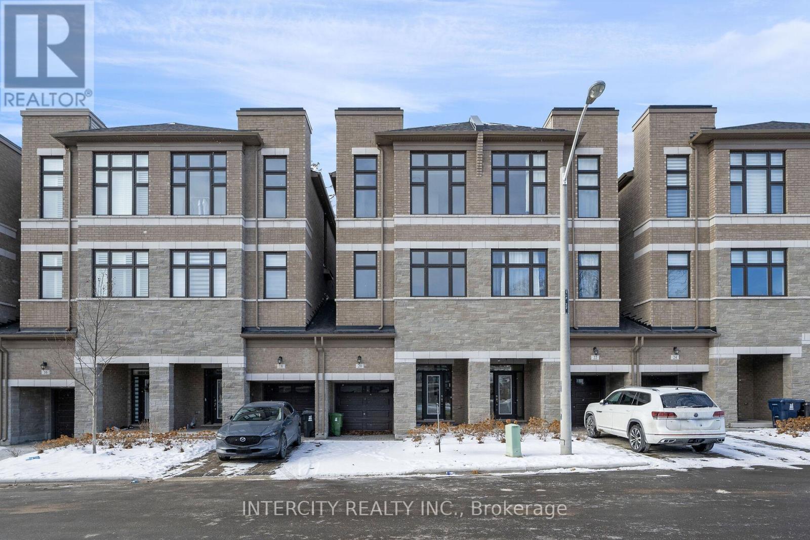 20 Tarmola Park Ct, Toronto Humber Summit, ON M9L 2L1