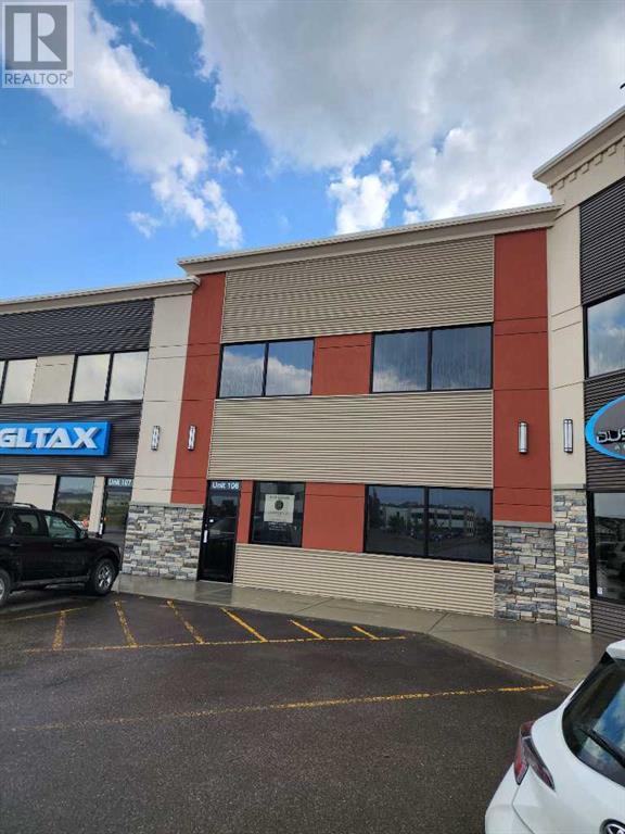 524 Laura Avenue Unit 106, Rural Red Deer County, AB T4E 0A5