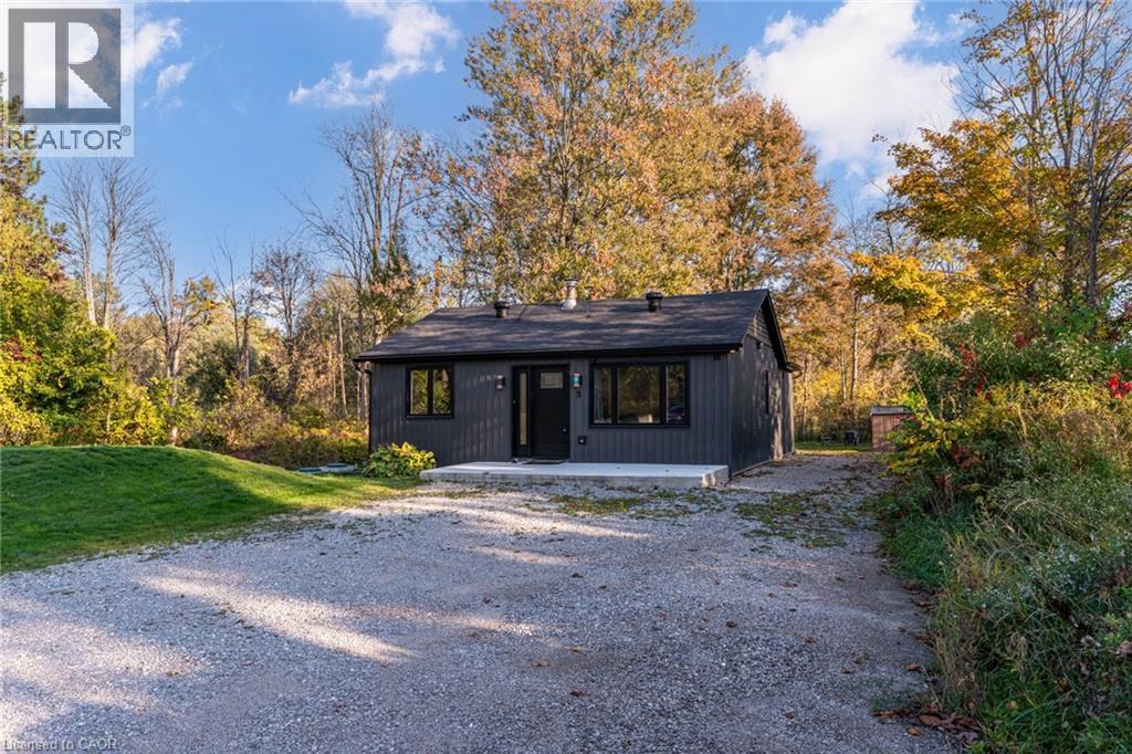 8 Mountsberg Rd, Hamilton, ON L0P 1B0