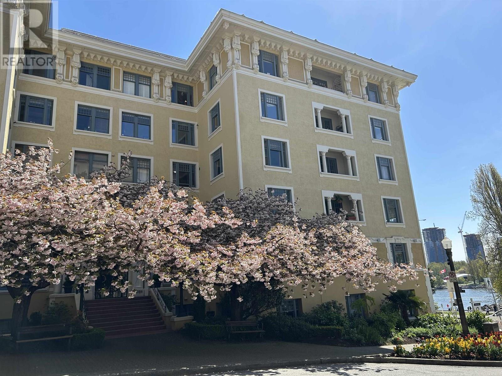 1386 Nicola Street Unit 50 St, Vancouver, BC V6G 2G2