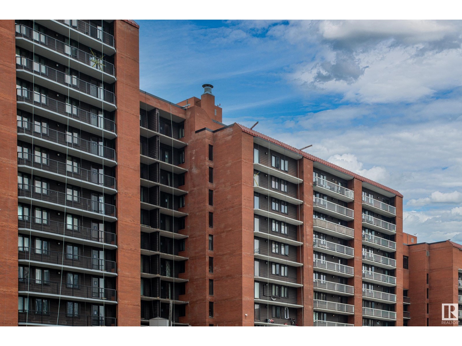 10145 109 Street Northwest #703, Edmonton, AB T5J 3M5