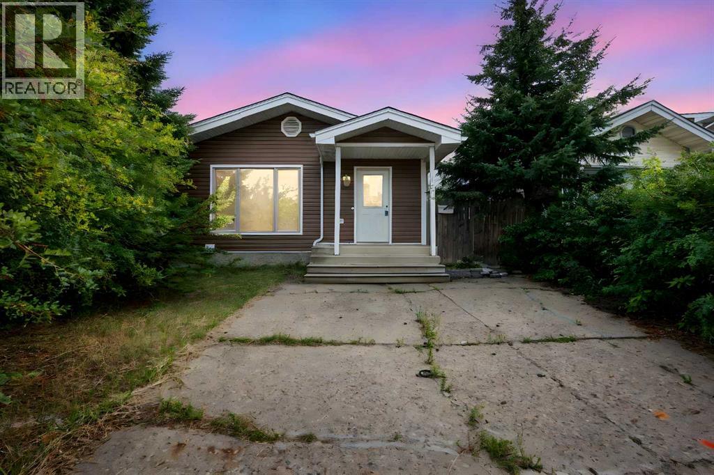 154 Windsor Dr, Fort Mcmurray, AB T9H 4R2