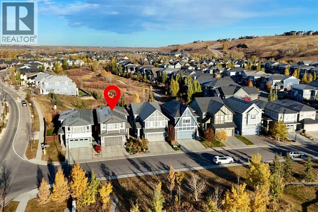 10 Cranbrook Hl SE, Calgary, AB T3M 2K8