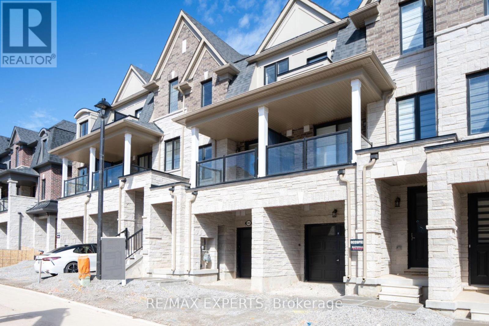 1455 National Common Cres, Burlington Tyandaga, ON L7P 0V7