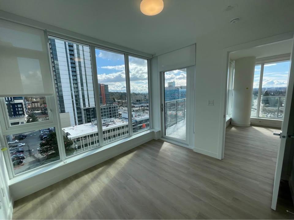 9675 King George Boulevard Unit 1009, Surrey, BC V3T 2V3