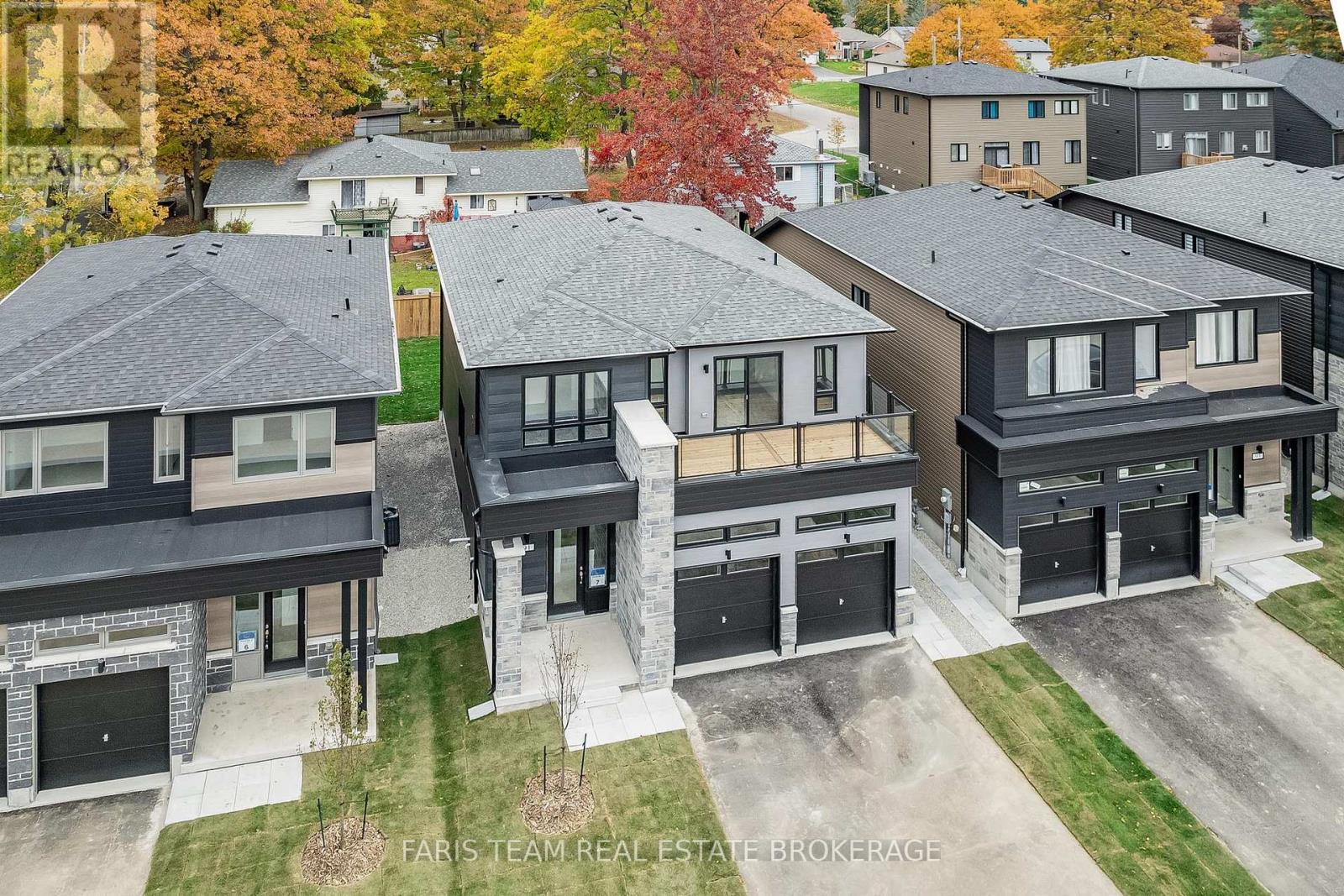 91 Berkely St, Wasaga Beach, ON L9Z 0K6