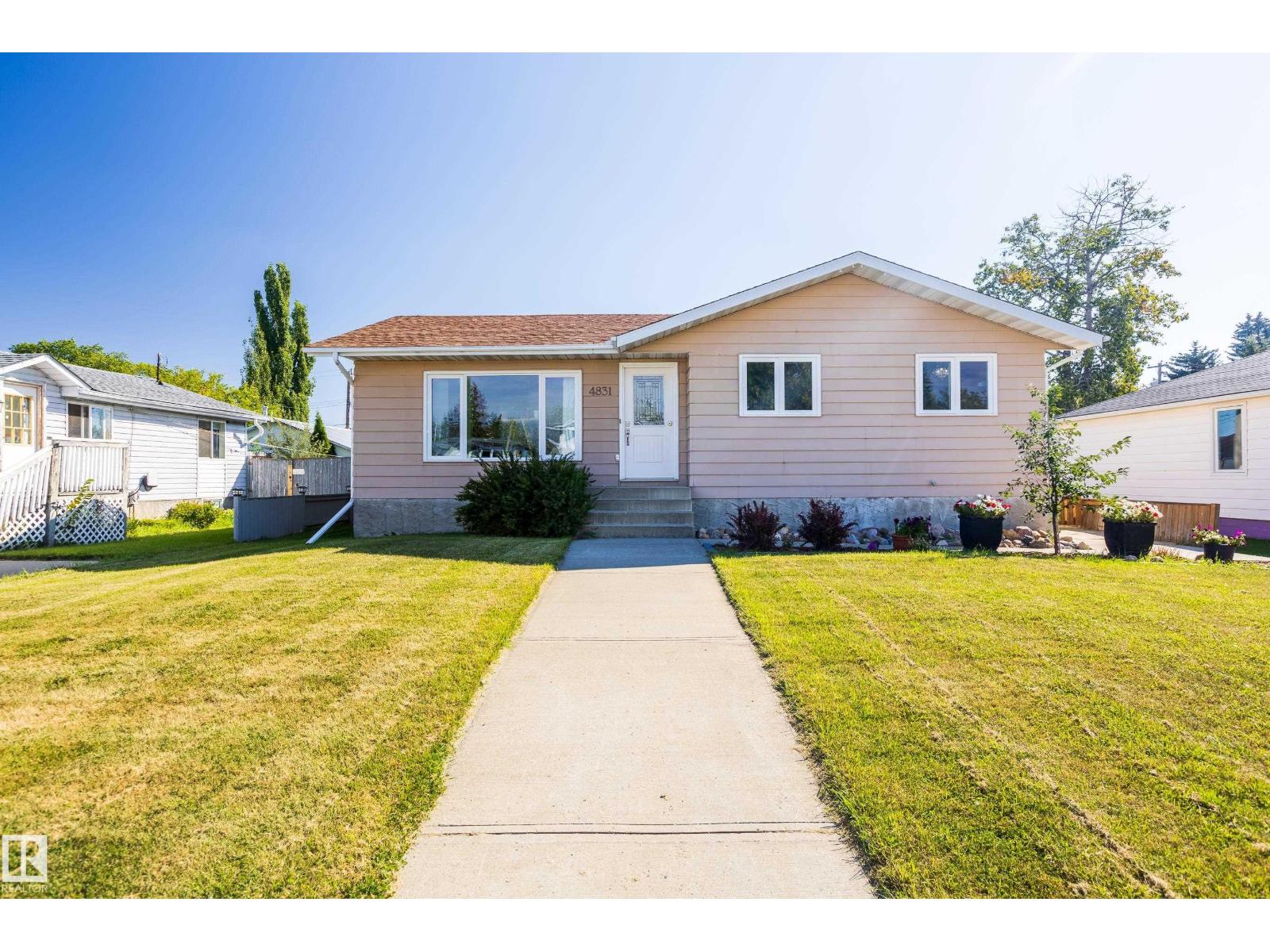 54 St Unit 4831, Redwater, AB T0A 2W0
