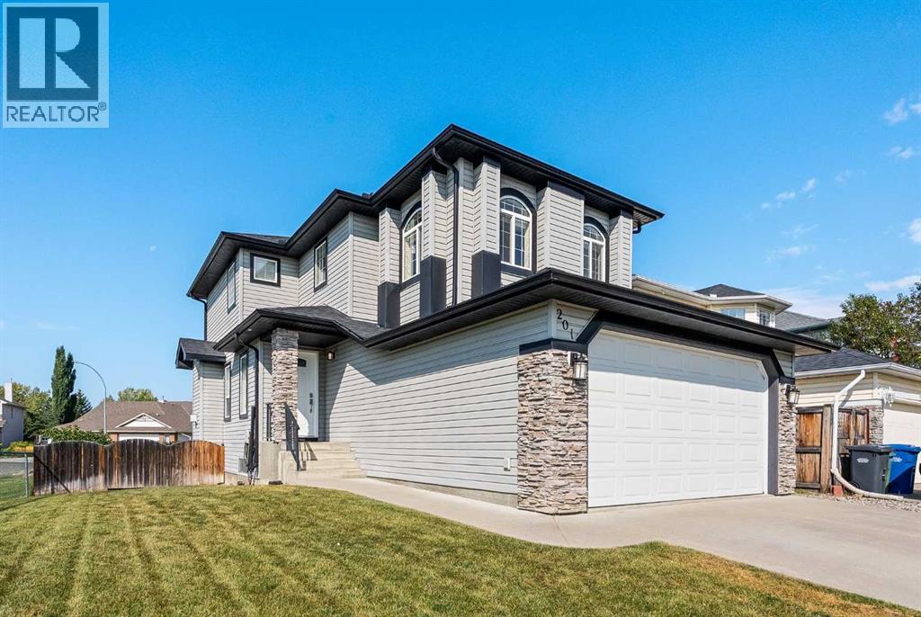 201 Crystalridge Rise, Okotoks, AB T1S 1W6
