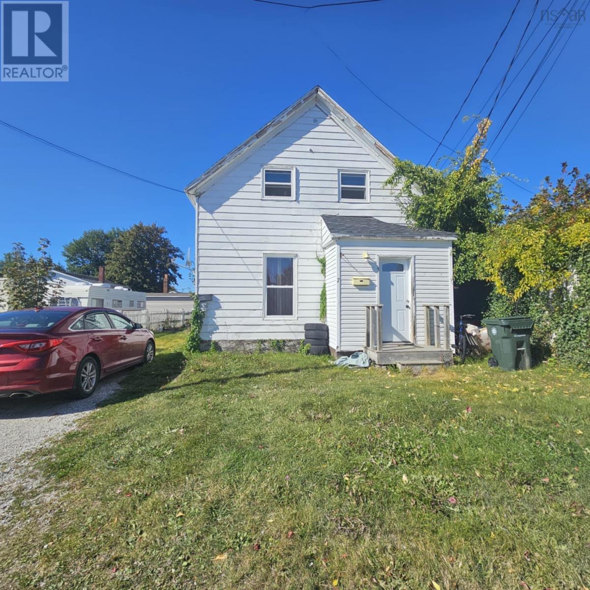 7 Demarco St, Sydney Mines, NS B1V 3J4