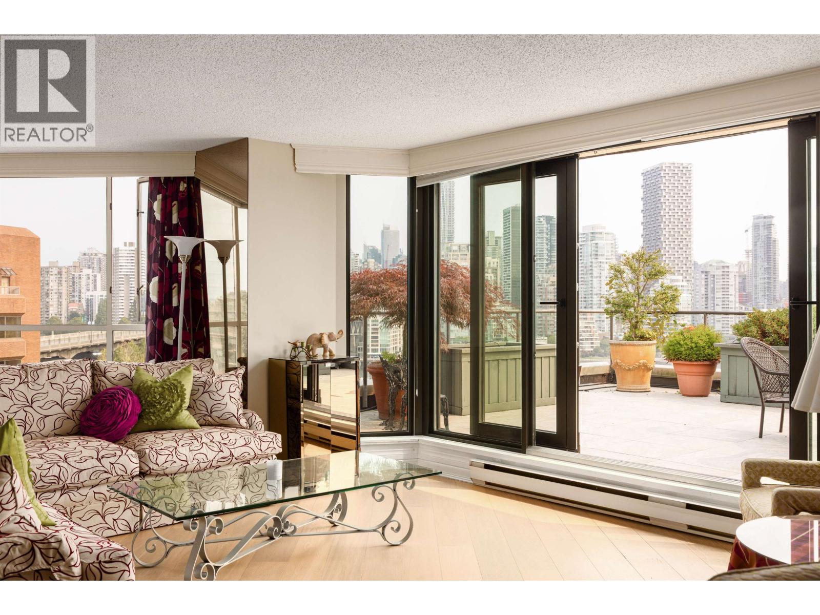 1450 Pennyfarthing Drive Unit 1009, Vancouver, BC V6J 4X8