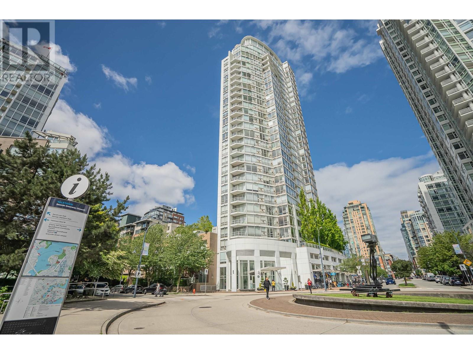 1201 Marinaside Crescent Unit 2001, Vancouver, BC V6Z 2V2