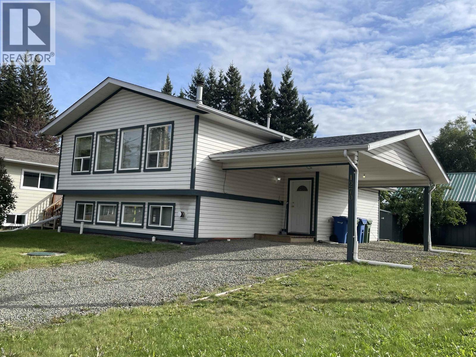 1276 Dominion St, Smithers, BC V0J 2N0