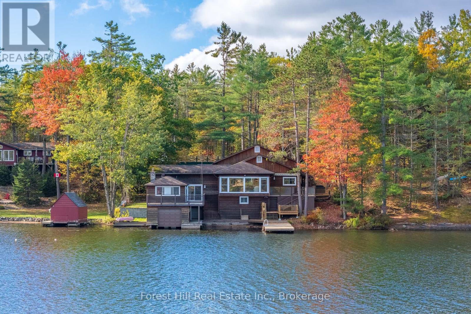 1062 Pine Lake Rd, Gravenhurst Muskoka S, ON P1P 1R2
