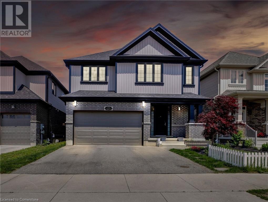 75 Monarch Woods Dr, Kitchener, ON N2P 0K1