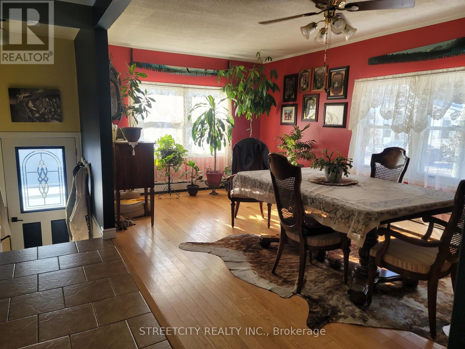 156 Maple St, West Elgin, ON N0L 2C0
