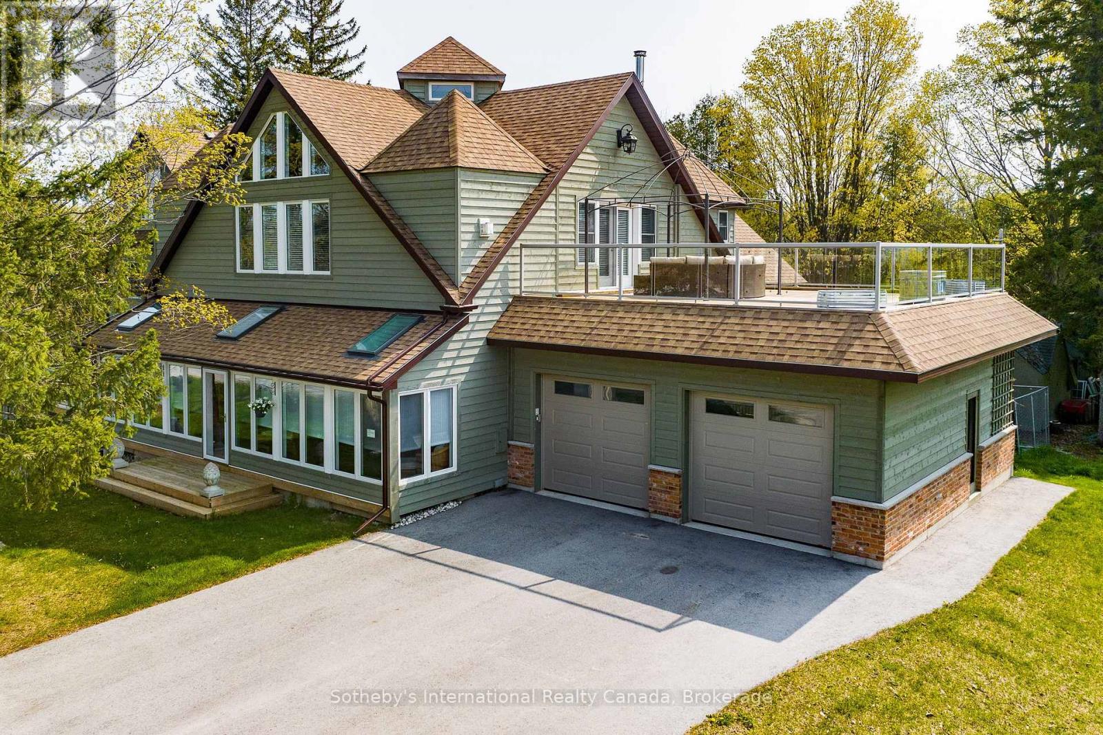 298551 Range Rd, Georgian Bluffs, ON N4K 0G3
