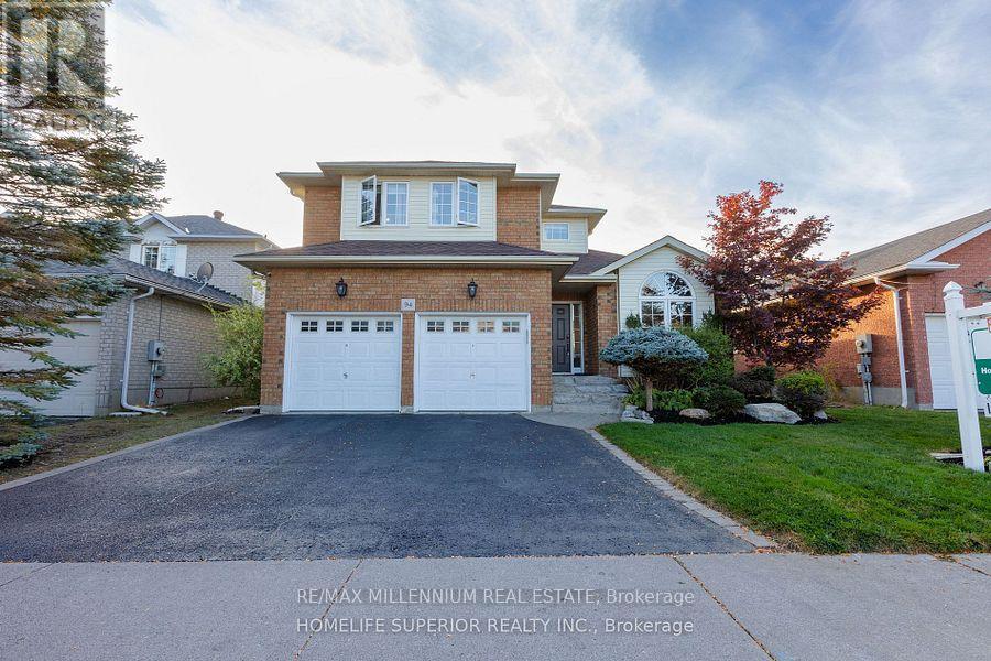 94 Niagara Dr N, Oshawa, ON L1G 8A5