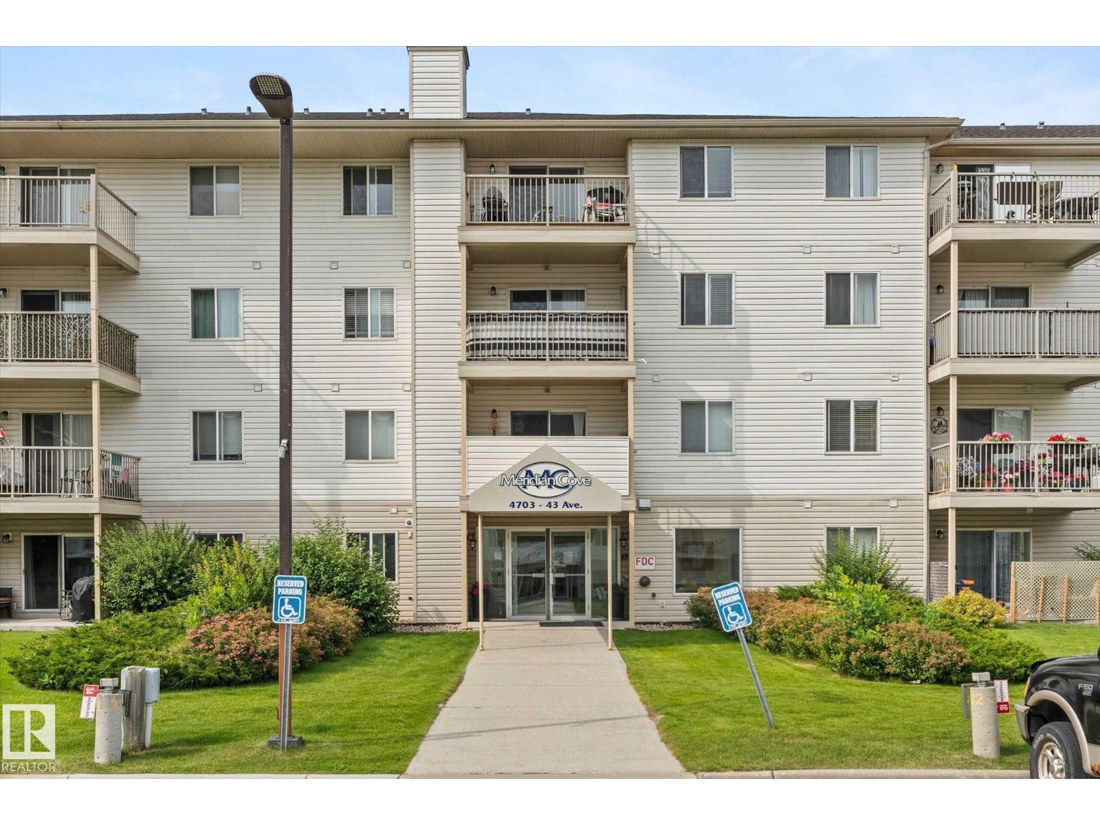 4703 43 Avenue #305, Stony Plain, AB T7Z 2S7