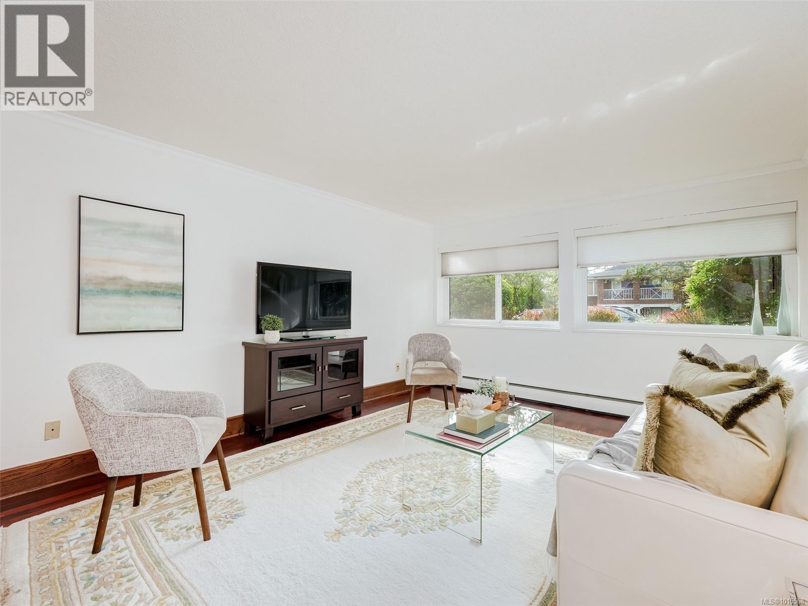 2100 Granite St Unit 105 St, Oak Bay, BC V8S 3G7