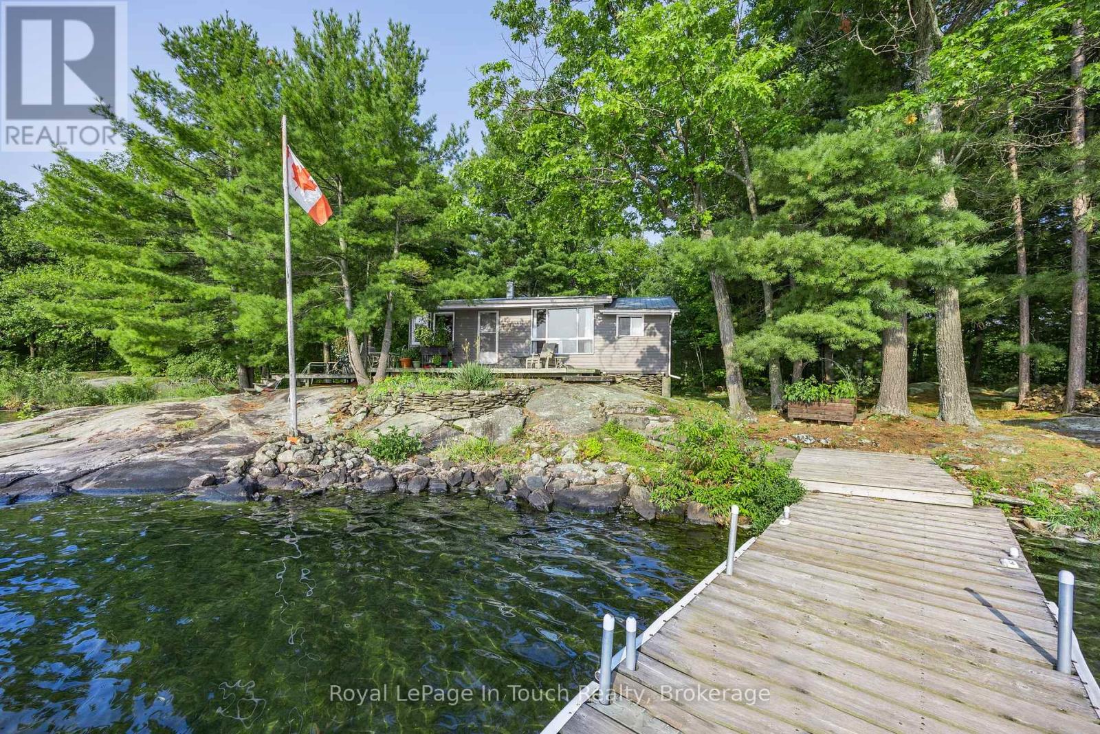 1916 Six Mile Lake Shr, Georgian Bay, ON P0E 1G0
