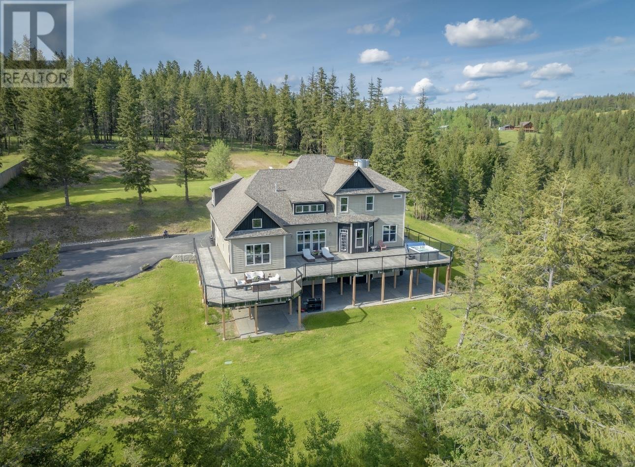 1731 Macgregor Dr, Williams Lake, BC V2G 4W1