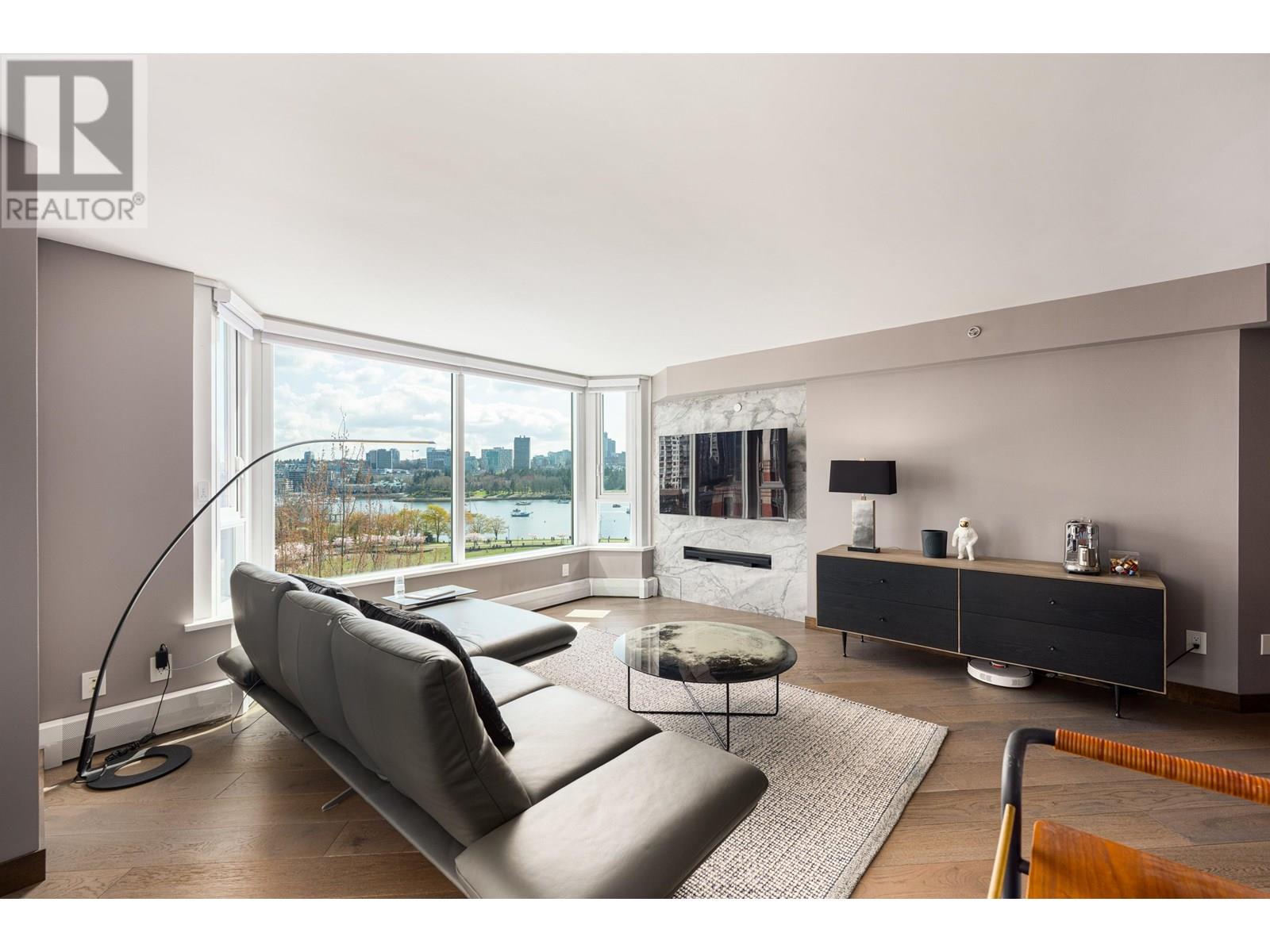 388 Drake Street Unit 805, Vancouver, BC V6B 6A8