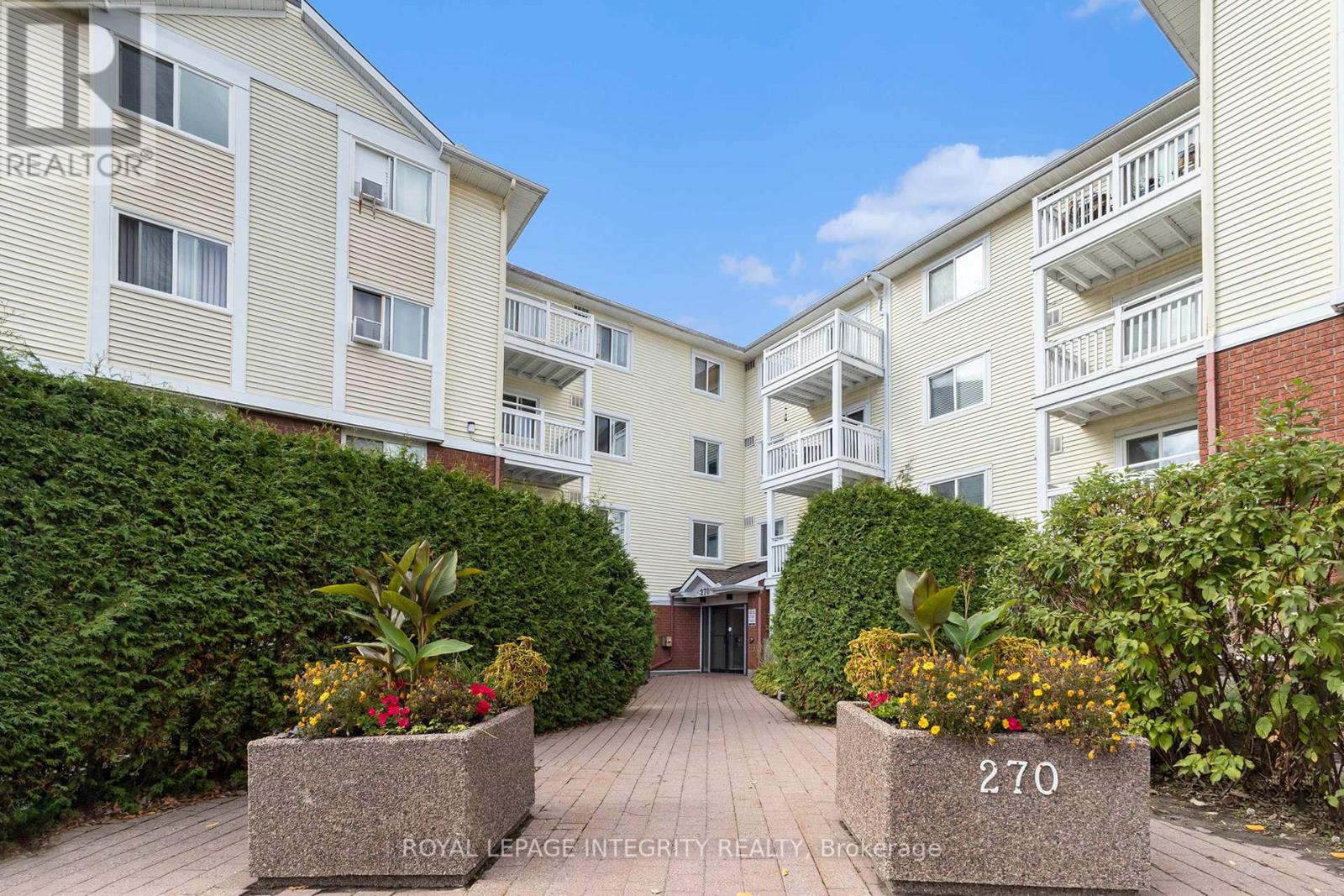 210 270 Lorry Greenberg Dr S, Ottawa, ON K1T 3K2