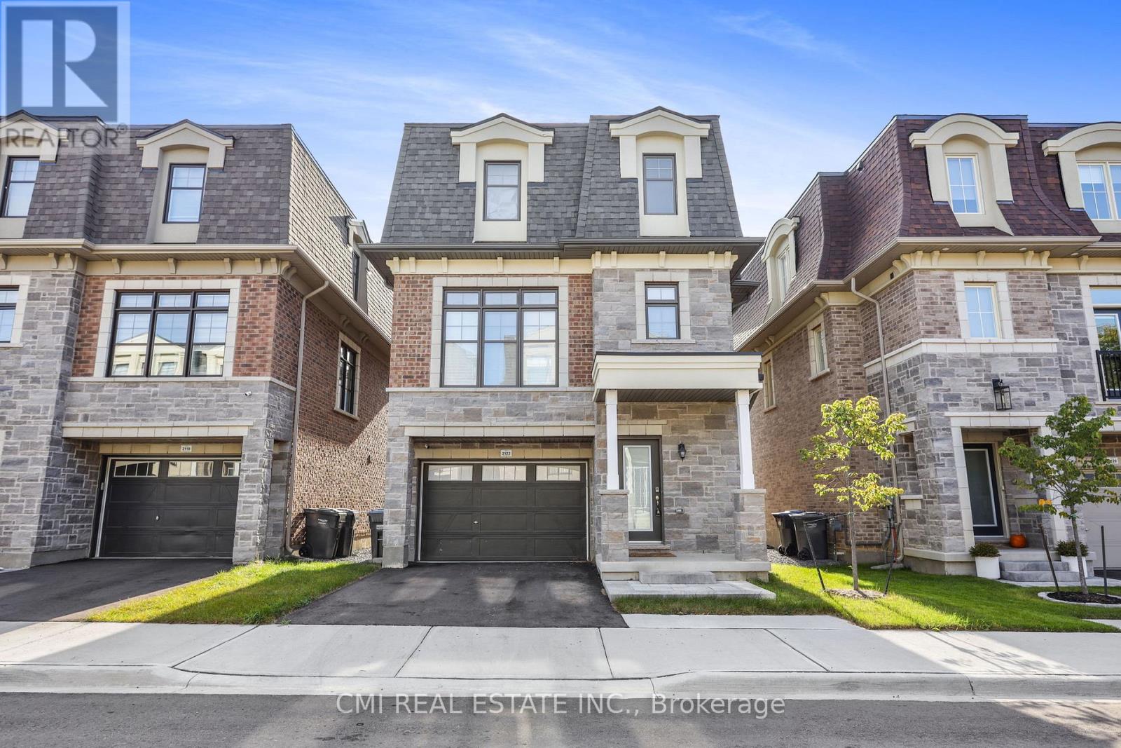 2122 Royal Gala Cir, Mississauga Lakeview, ON L4Y 0H2