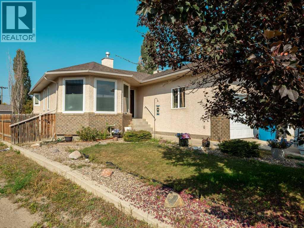 11 Unit 2408 #a, Coaldale, AB t1m 1p2